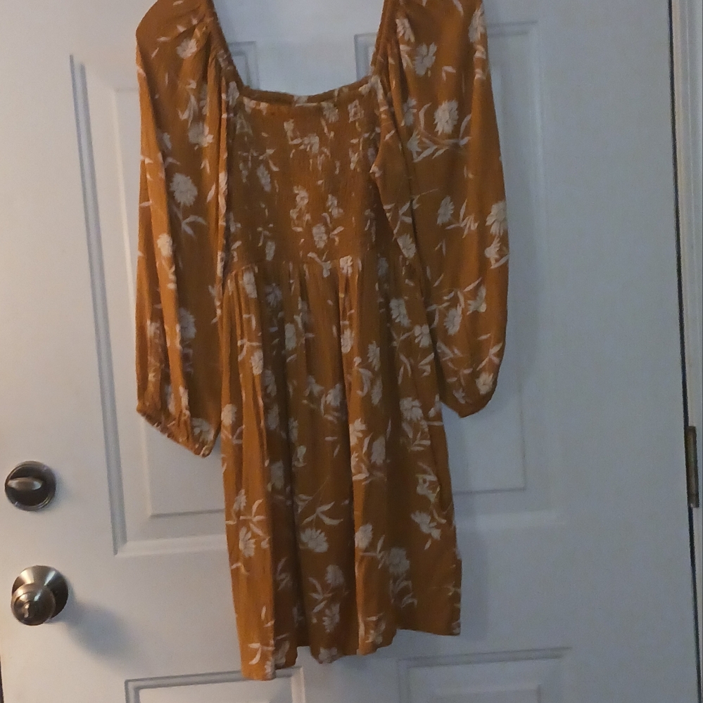 Bing Bong NWT Yellow Floral Dress With 3/4 Sleeves Size M